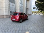 Nissan Micra-11