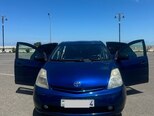Toyota Prius-13