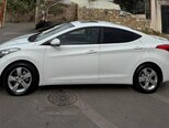 Hyundai Elantra-4