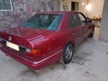 Mercedes 200 E-2