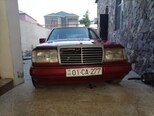 Mercedes 200 E-1