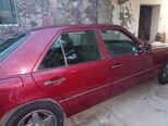 Mercedes 200 E-6