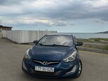 Hyundai Elantra-1
