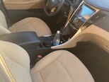 Hyundai Sonata-16