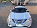 Hyundai Sonata-5