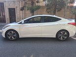 Hyundai Elantra-17