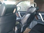 Toyota Land Cruiser Prado-11