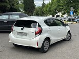 Toyota Aqua-7