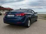 Hyundai Elantra-10