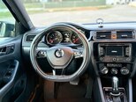 Volkswagen Jetta-18