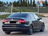 Volkswagen Jetta-15