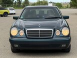 Mercedes E 240-1