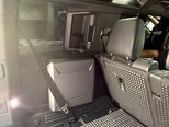 Land Rover Defender-12