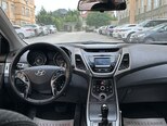 Hyundai Elantra-3