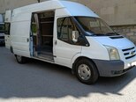 Ford Transit-11
