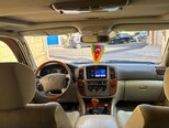 Toyota Land Cruiser-7