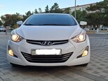 Hyundai Elantra-17