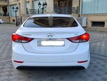 Hyundai Elantra-18