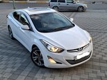 Hyundai Elantra-13