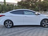Hyundai Elantra-14