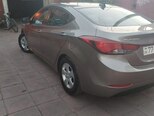 Hyundai Elantra-4