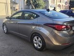 Hyundai Elantra-15