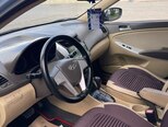 Hyundai Accent-9
