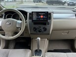 Nissan Tiida-10