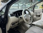 Nissan Tiida-12
