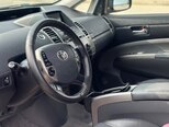 Toyota Prius-7