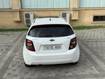 Chevrolet Aveo-10