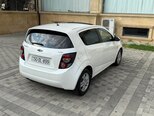 Chevrolet Aveo-12