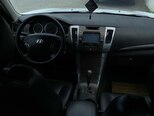 Hyundai Sonata-6