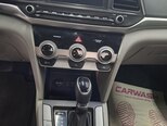 Hyundai Elantra-11