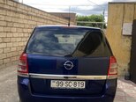 Opel Zafira-2