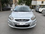 Hyundai Accent-2