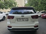 Kia Sorento-13