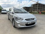 Hyundai Accent-5