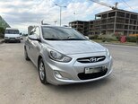 Hyundai Accent-2