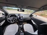 Hyundai Accent-18