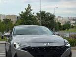 Hyundai Elantra-4