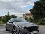 Hyundai Elantra-2