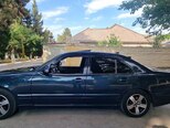 Mercedes E 220-4