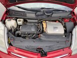 Toyota Prius-12