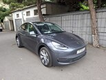 Tesla Model Y-1