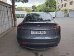 Tesla Model Y-6
