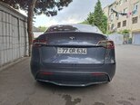 Tesla Model Y-7