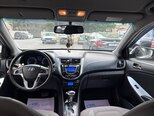 Hyundai Accent-9