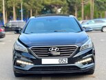 Hyundai Sonata-16