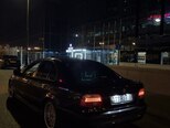 BMW 528-9